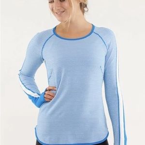 Lululemon reversible long sleeved top